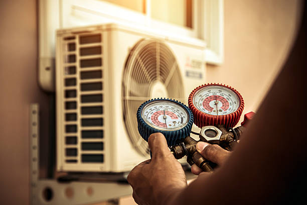 Professional Hvac technician working in Souderton, PA